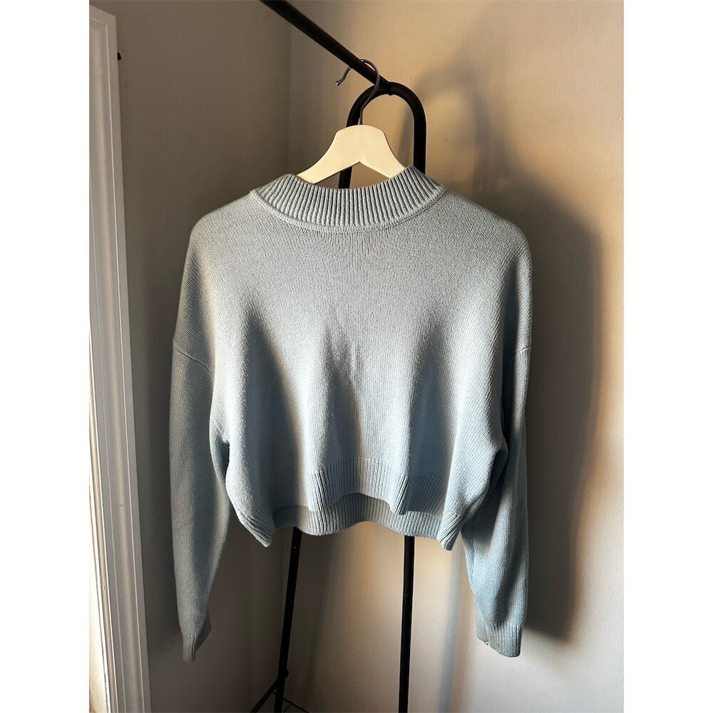H&M Divided Sweater Womens Size S Light Blue Cropped Mock Neck Pullover